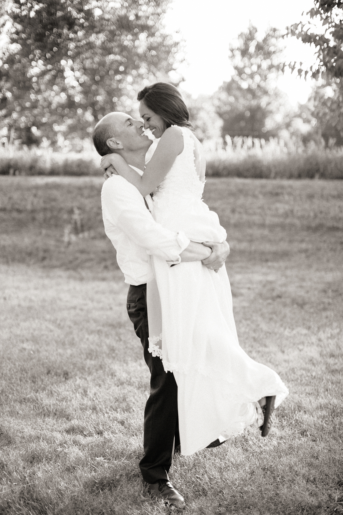 authentic meaningful wedding photography by golden veil photography north dakota midwest photographer